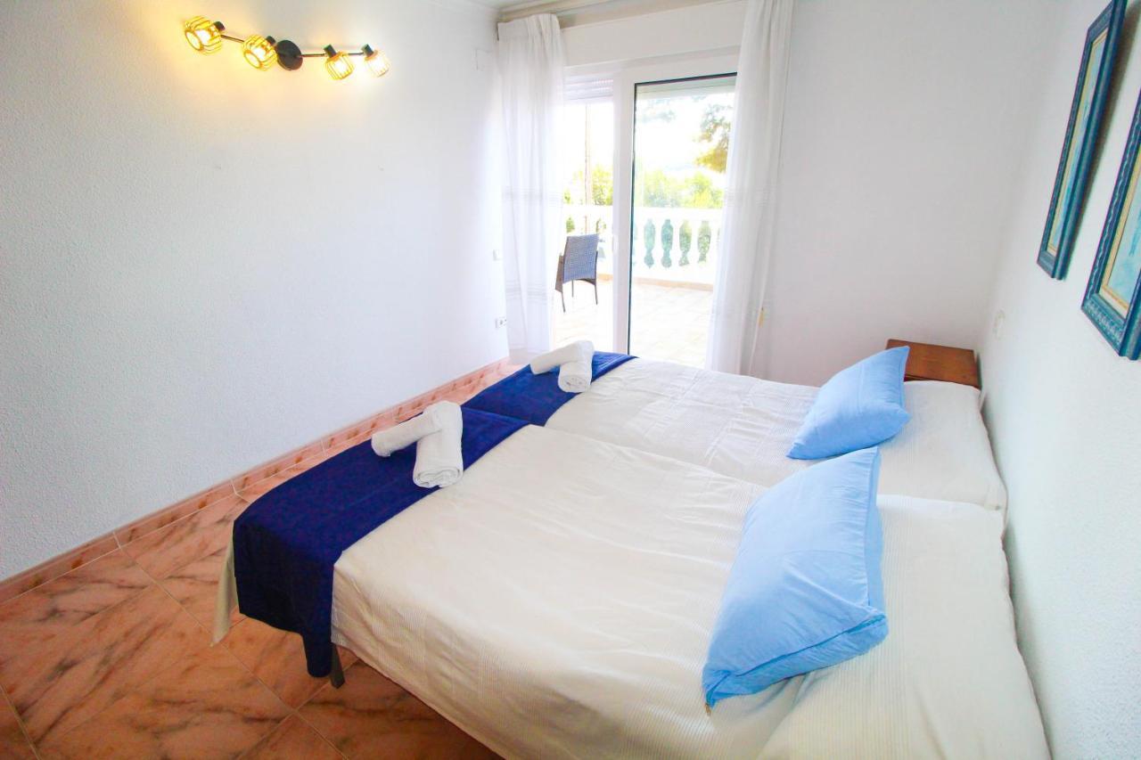 Great Villa, Sea Views, 20 Secs Walk To The Beach, Bbq, 9 People, 5 Mins Car From Alicante City Center, Sailing Club 3 Mins Walk Экстерьер фото